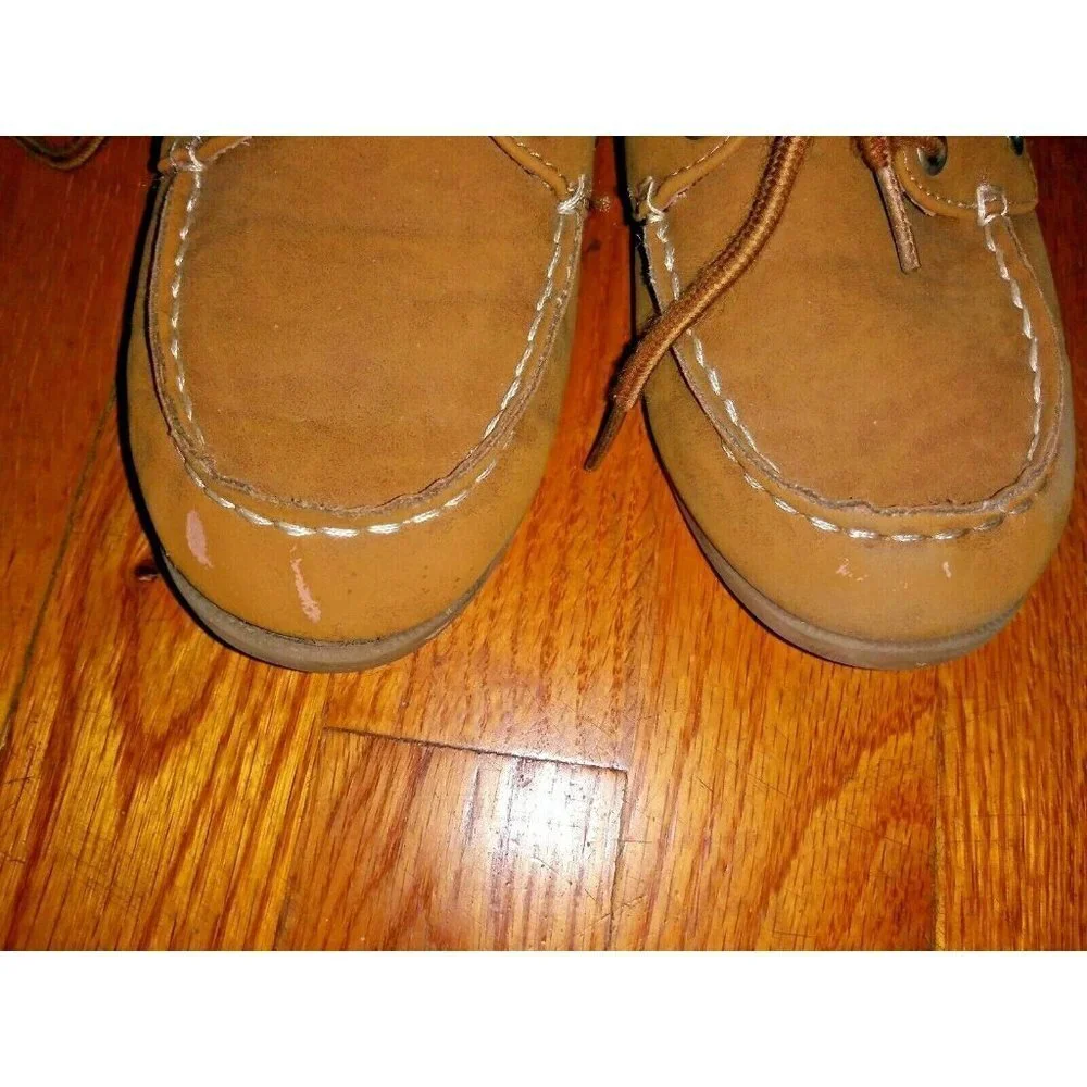 Boys Tommy Hilfiger Douglas Boat Shoes Size 2 Brown/tan/camel Used